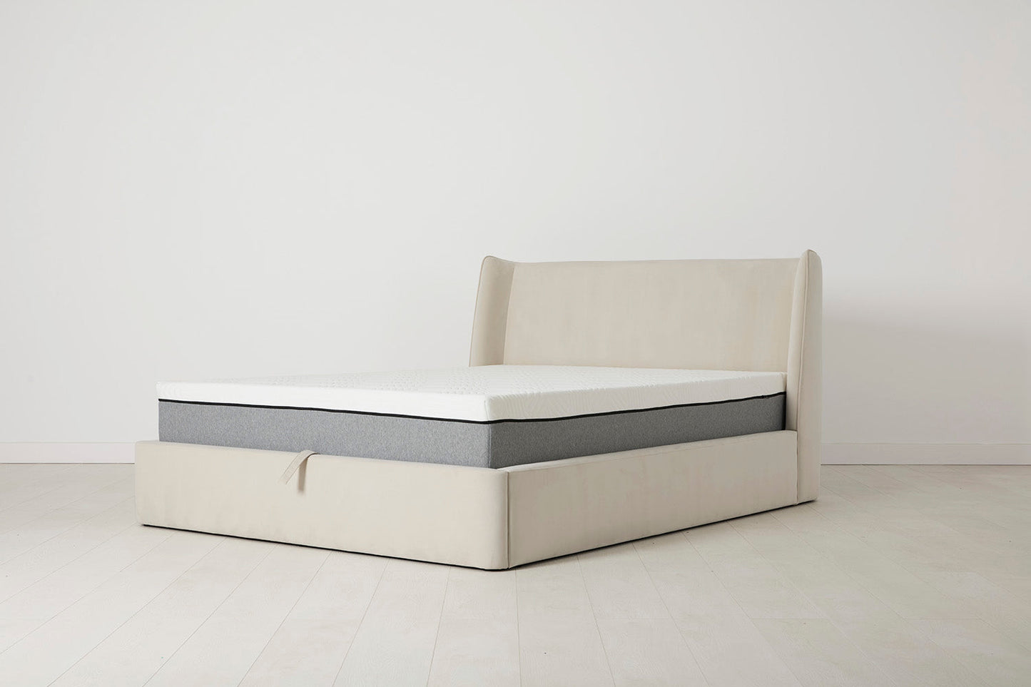 Bed 03 EU Double Bed