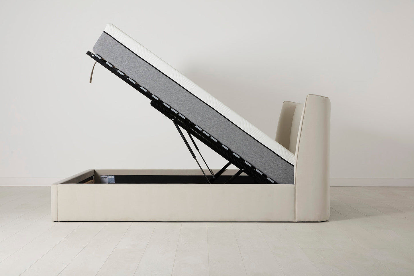 Bed 03 EU Double Bed