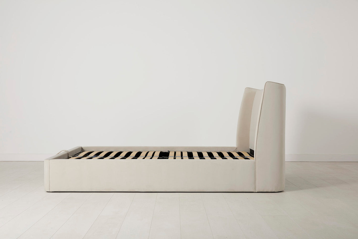 Bed 03 EU Double Bed