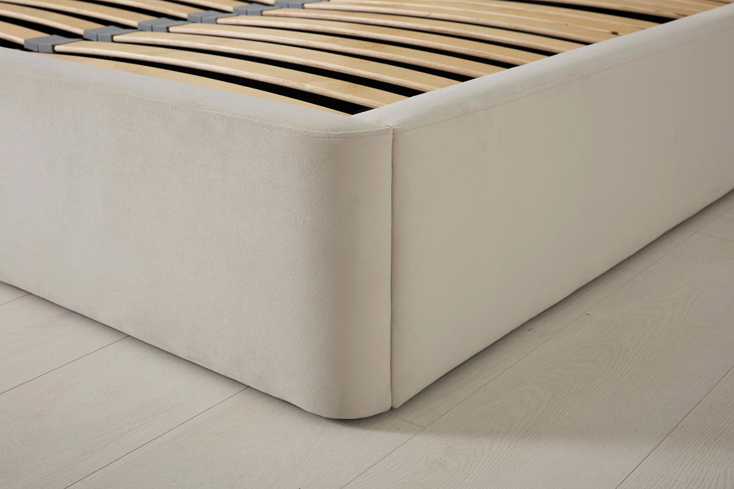Bed 03 EU Double Bed