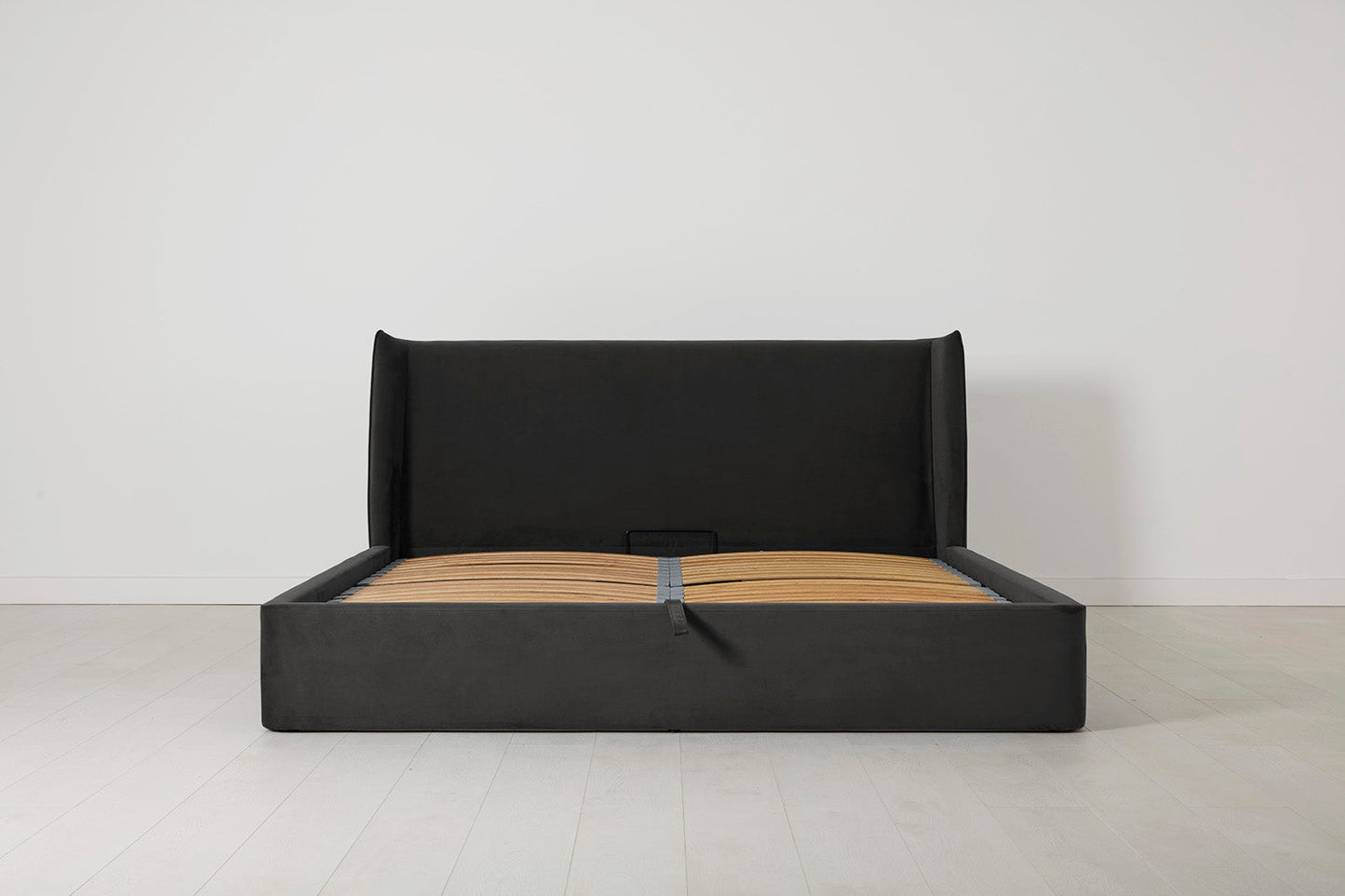 Bed 03 EU King Sized Bed