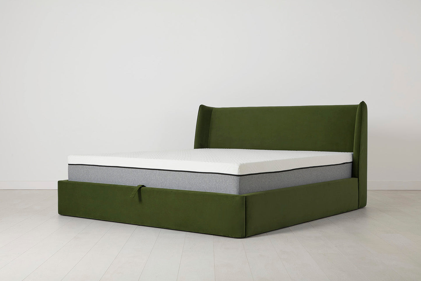 Bed 03 EU King Sized Bed