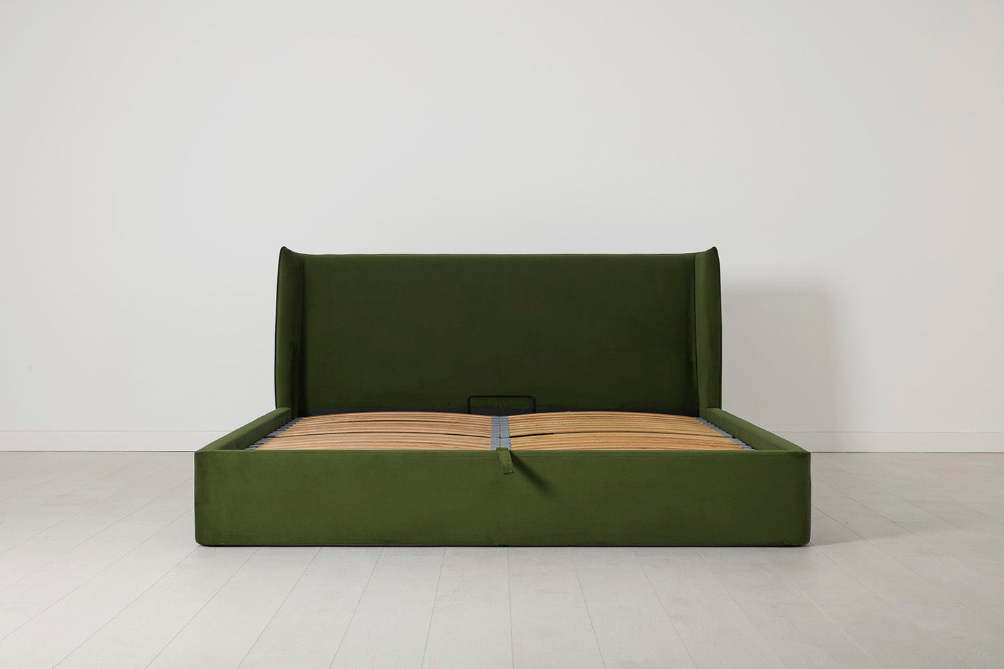 Bed 03 EU King Sized Bed