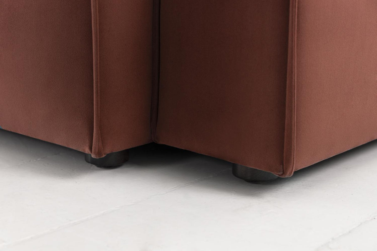 Zweisitzer-Sofa Model 03