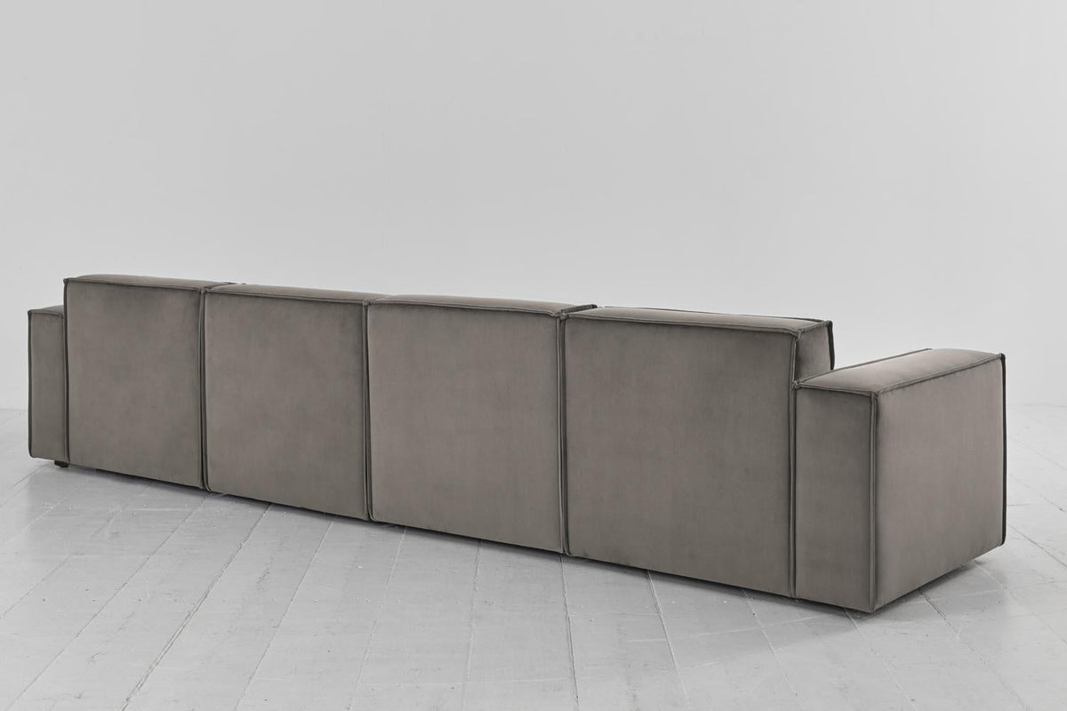 Viersitzer-Sofa Model 03 mit Chaiselongue rechts