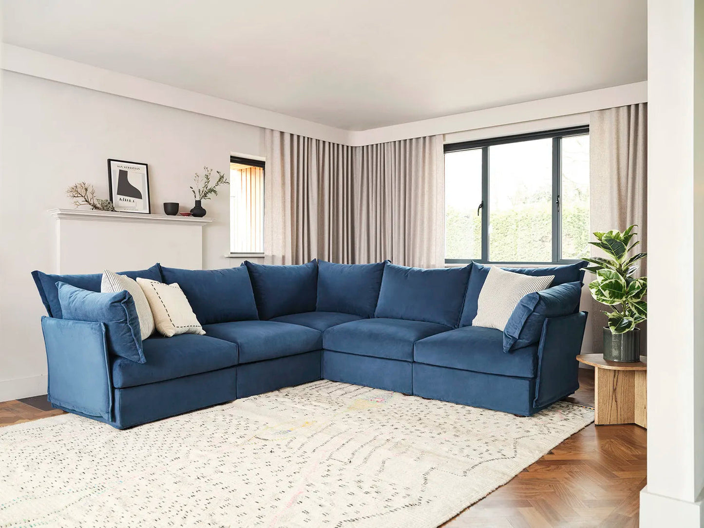 Model 06 Corner Sofa