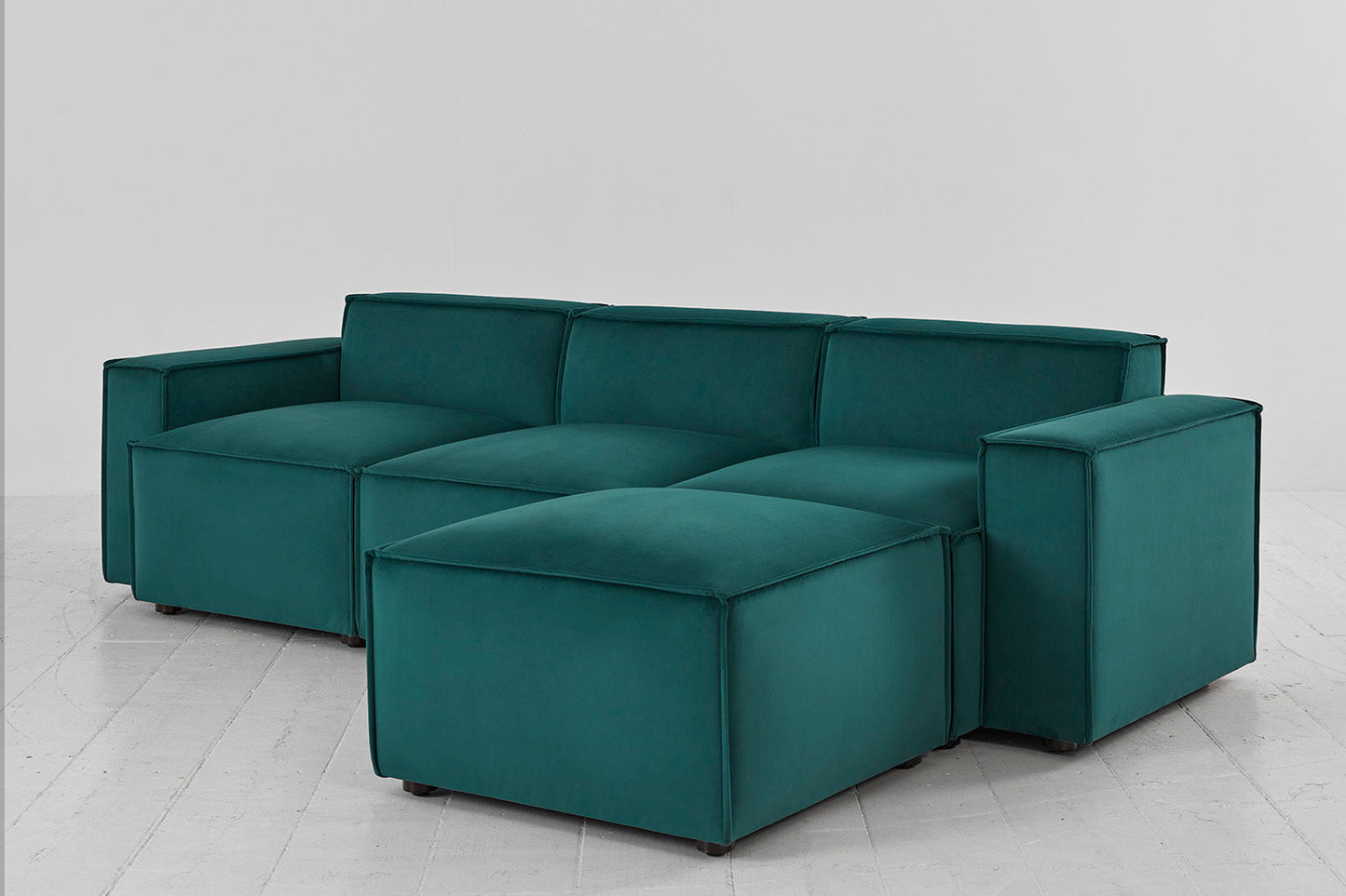 Dreisitzer-Sofa Model 03 mit Chaiselongue rechts