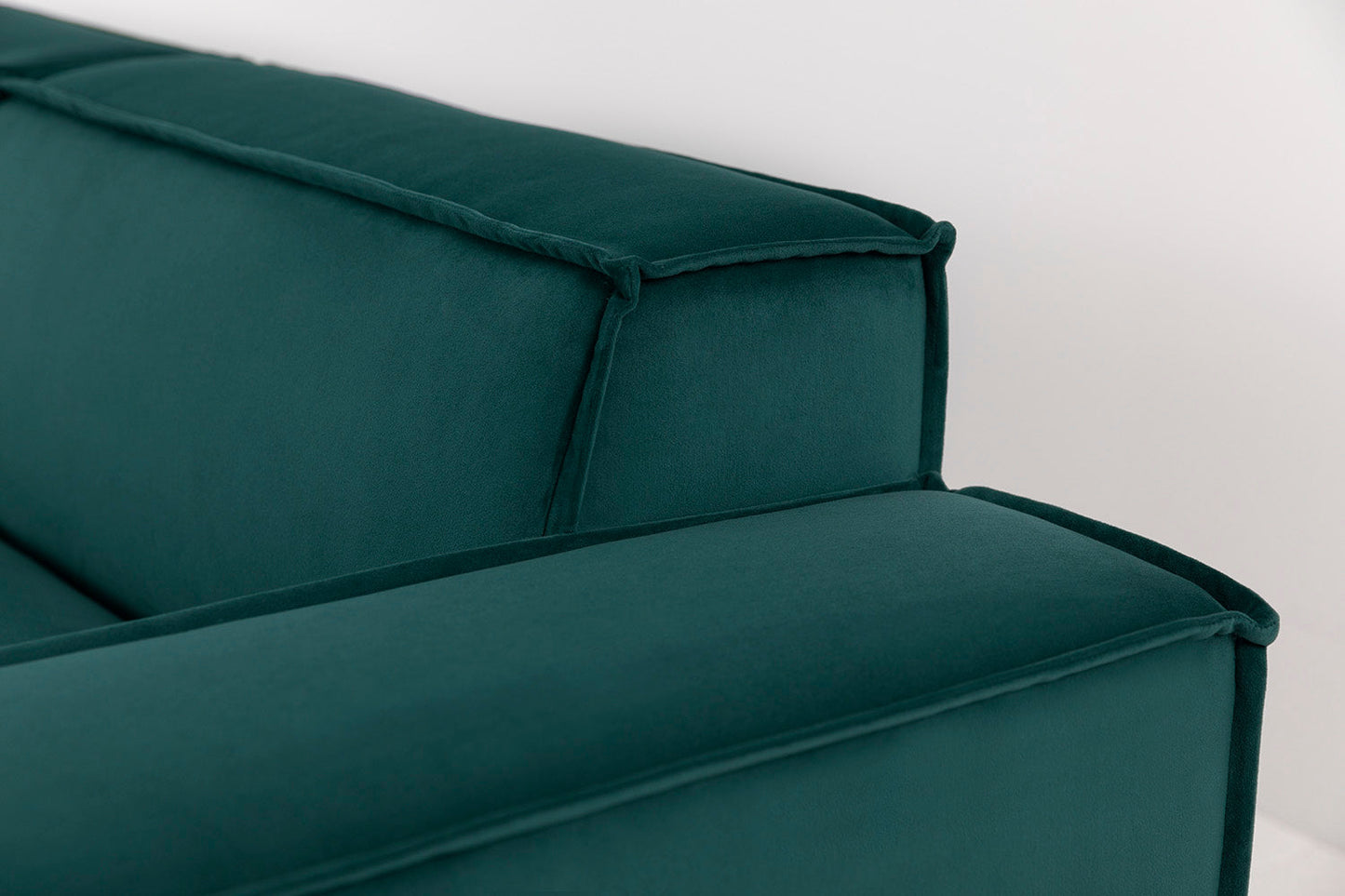 Dreisitzer-Sofa Model 03 mit Chaiselongue rechts