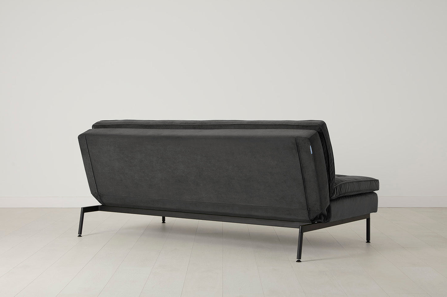 Model 11 Dreisitzer-Schlafsofa