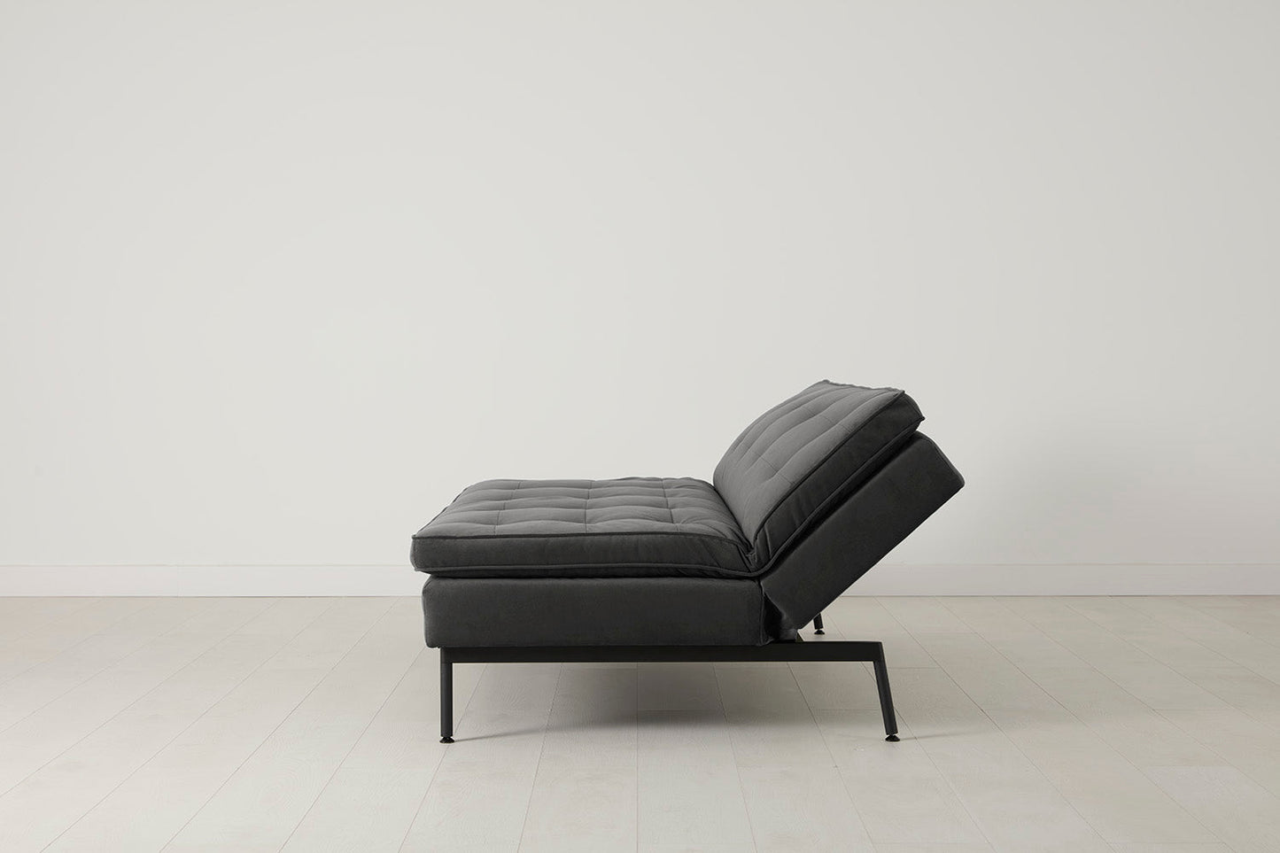 Model 11 Dreisitzer-Schlafsofa
