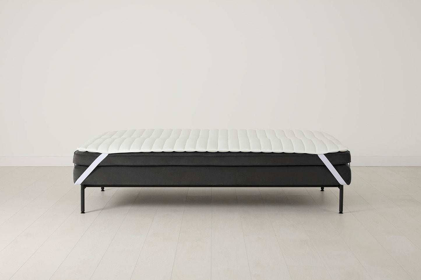 Model 11 Dreisitzer-Schlafsofa