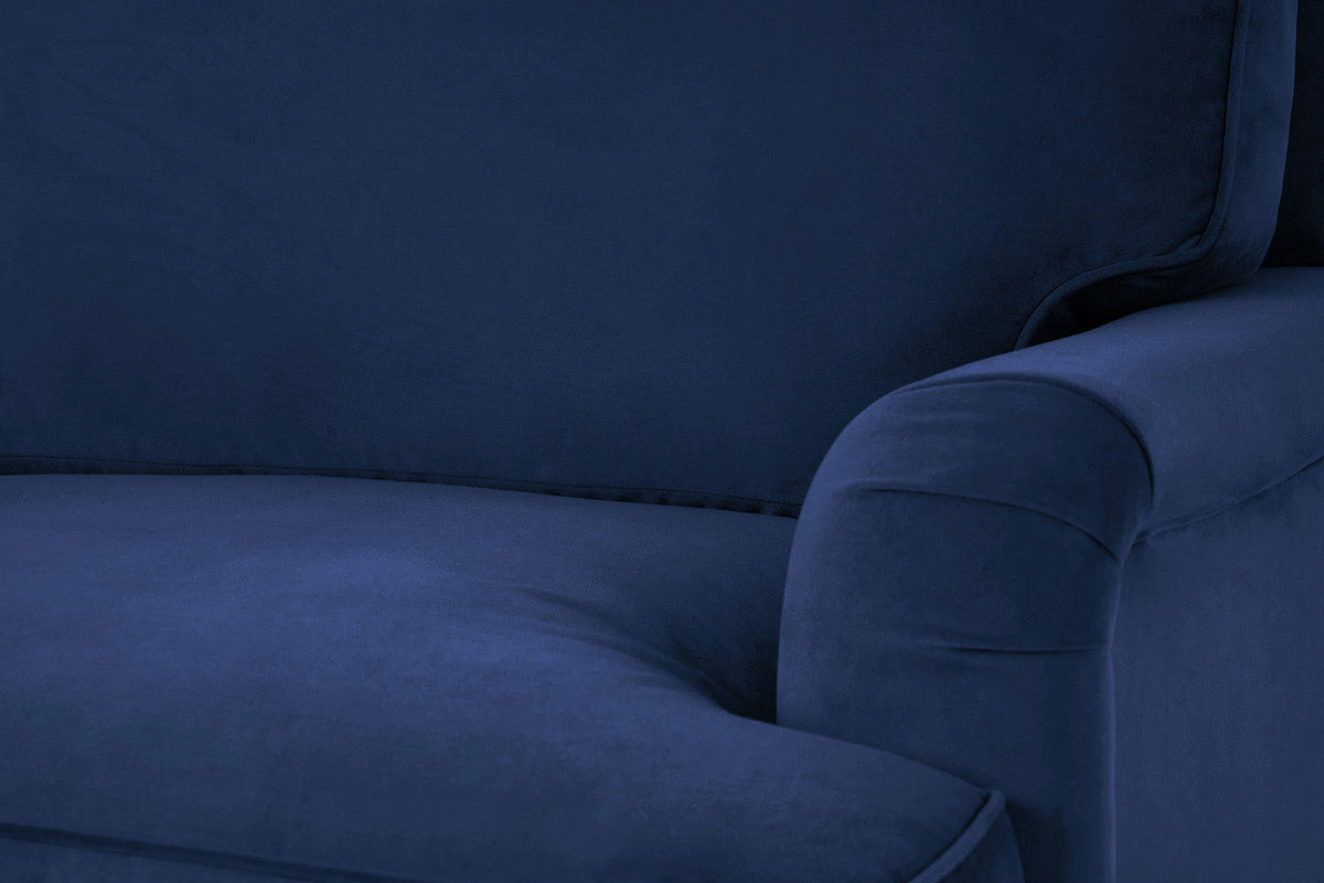 Model 15 Dreisitzer-Sofa mit Chaise Longue links