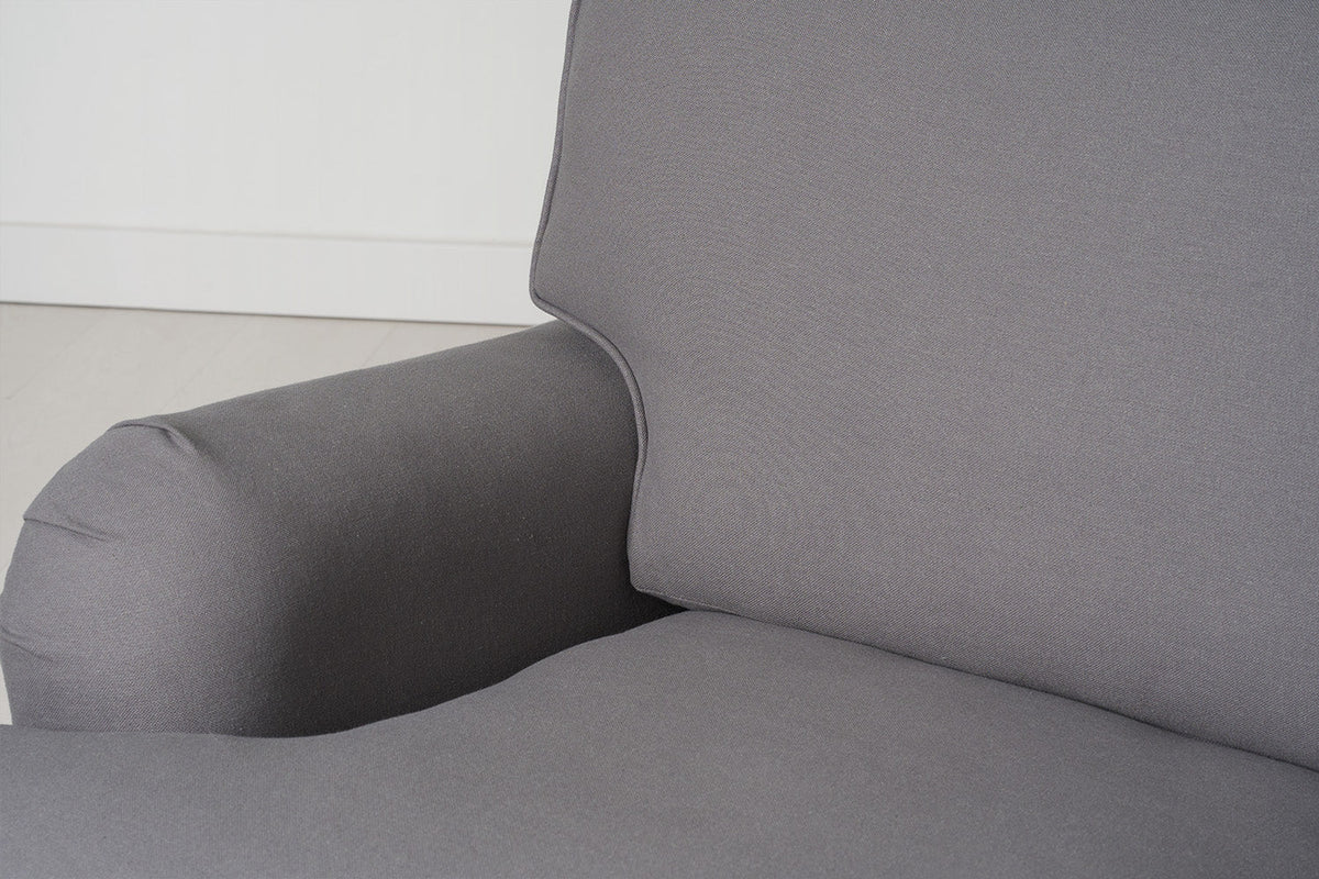 Dreisitzer-Sofa Model 15