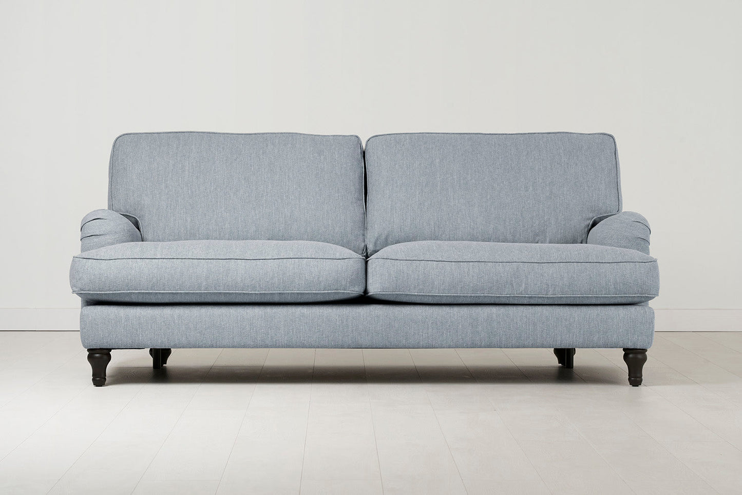 Dreisitzer-Sofa Model 15