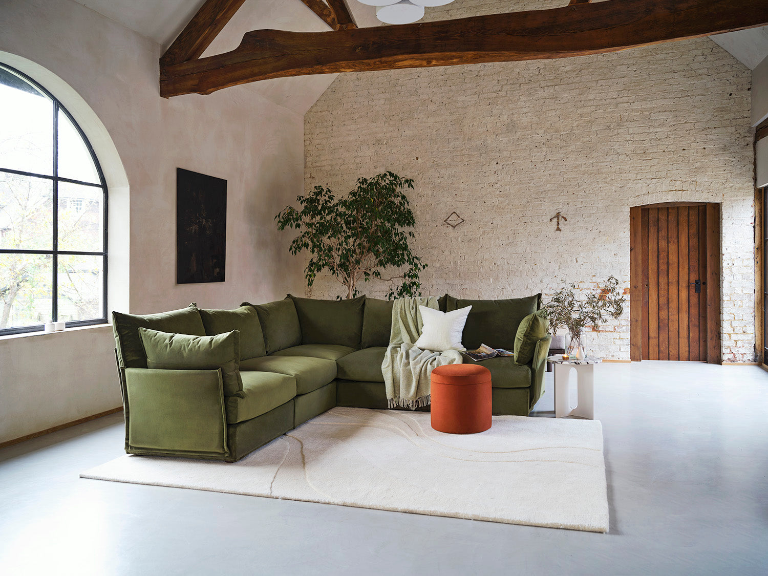 chaise sofa vine 2 seater.,