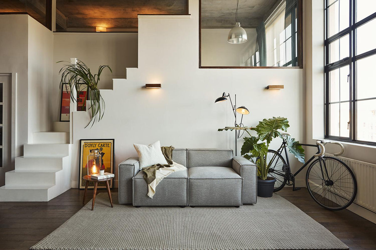 Zweisitzer-Sofa Model 03