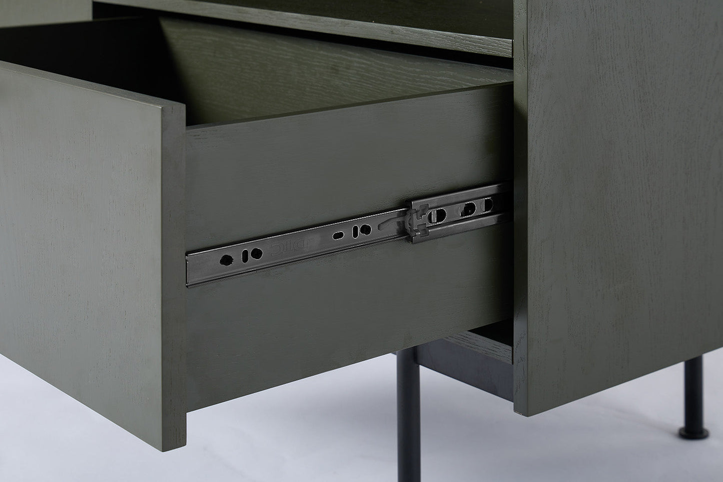 Sideboard 03