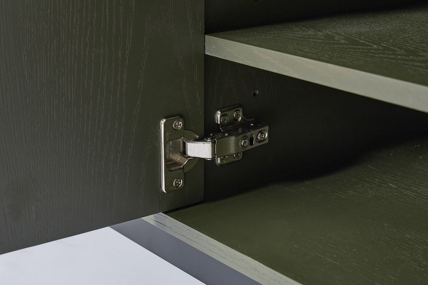 TV Unit 02