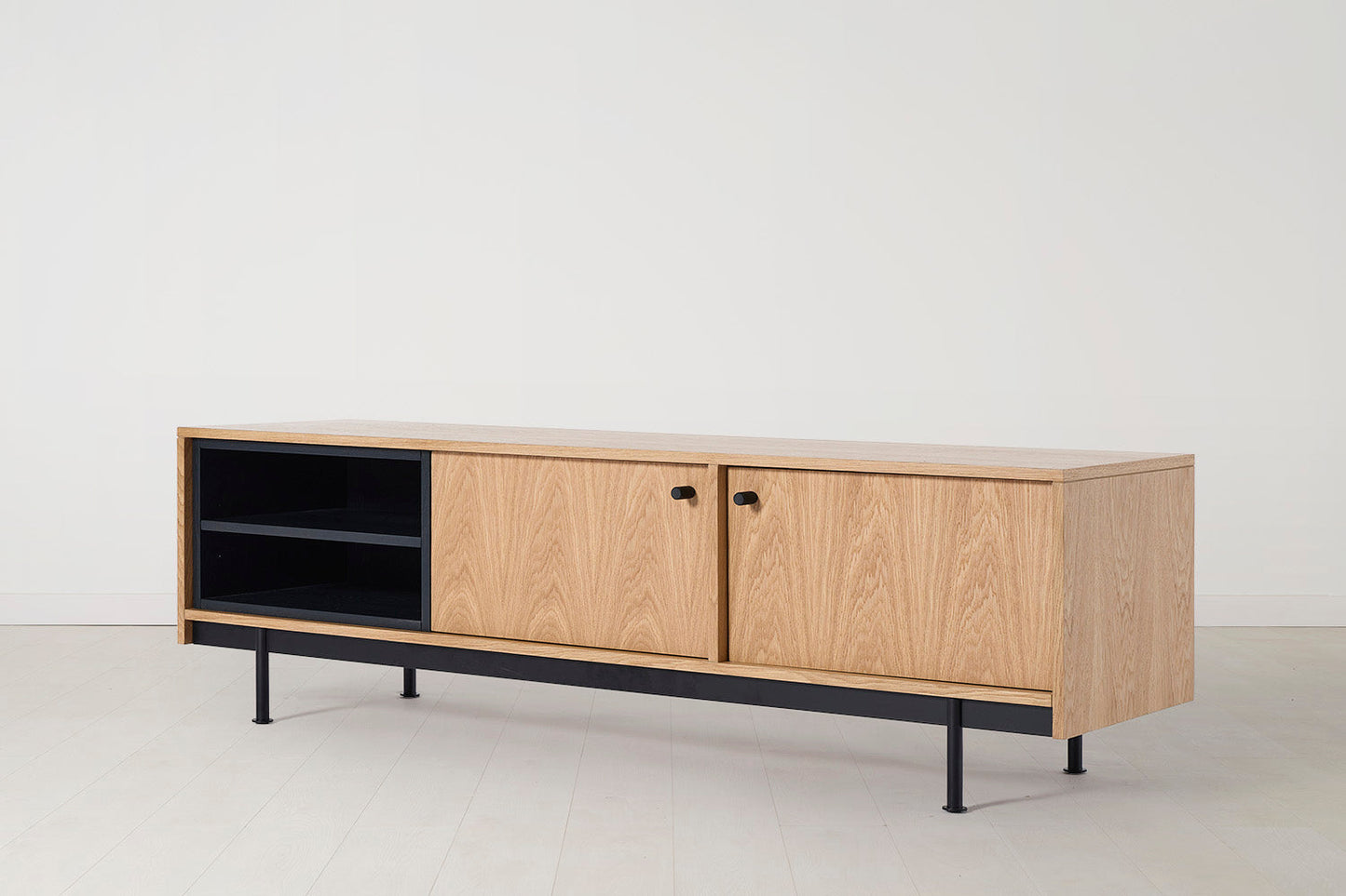 Fernsehschrank 02