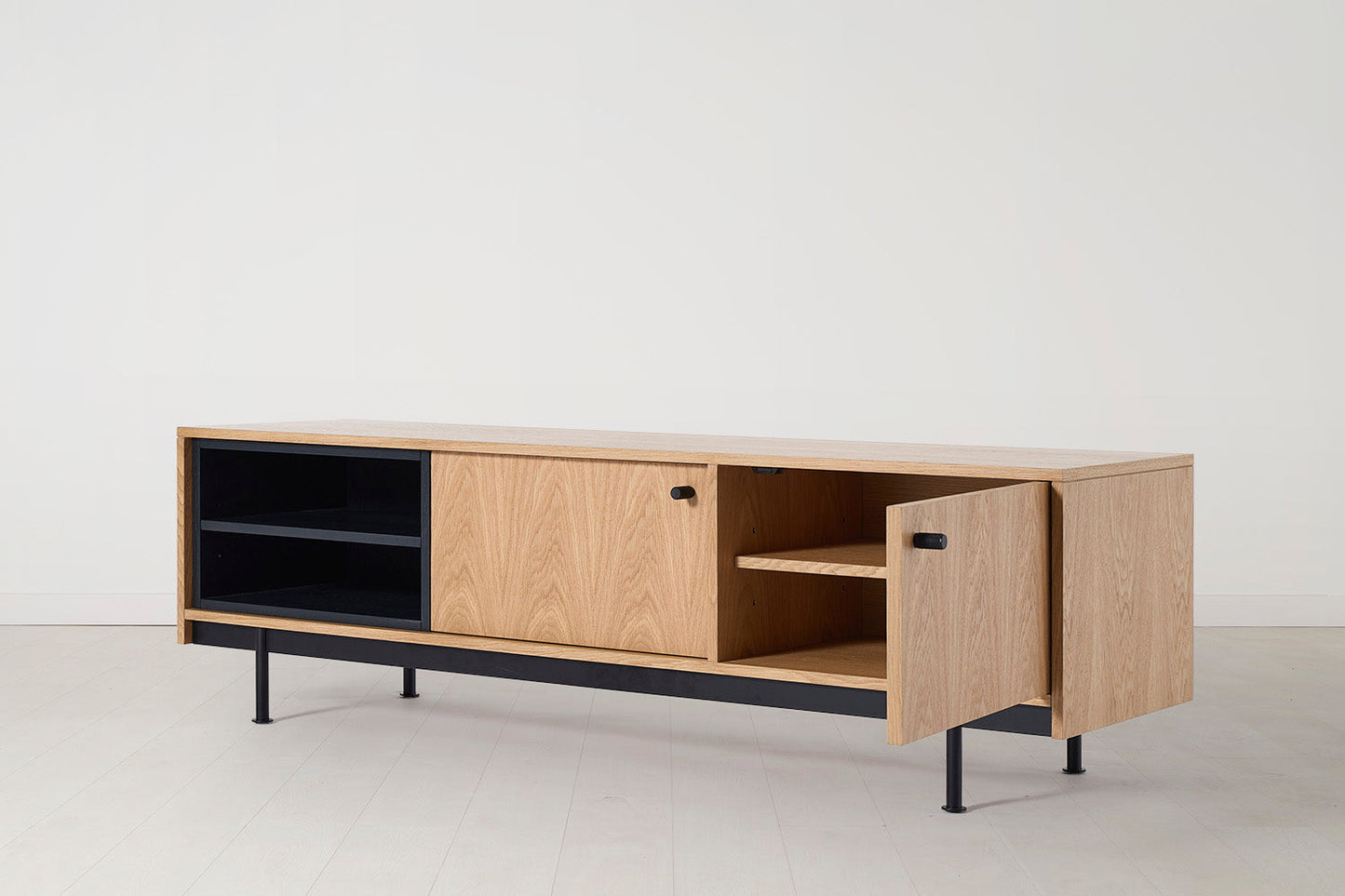 Fernsehschrank 02