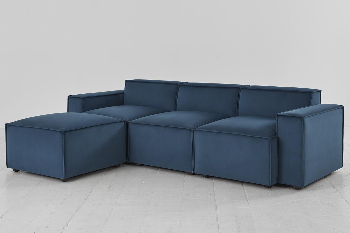 Dreisitzer-Sofa Model 03 mit Chaiselongue links