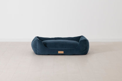 Teal Image 01 - K9 02 Medium Front View