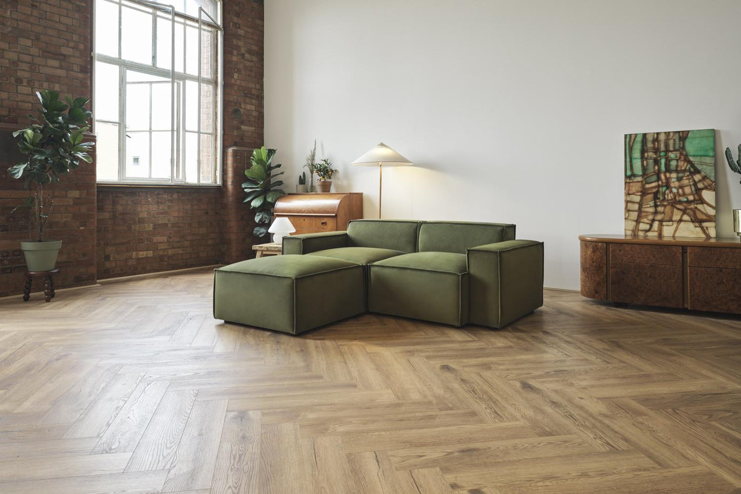 Zweisitzer-Sofa Model 03 mit Chaiselongue links