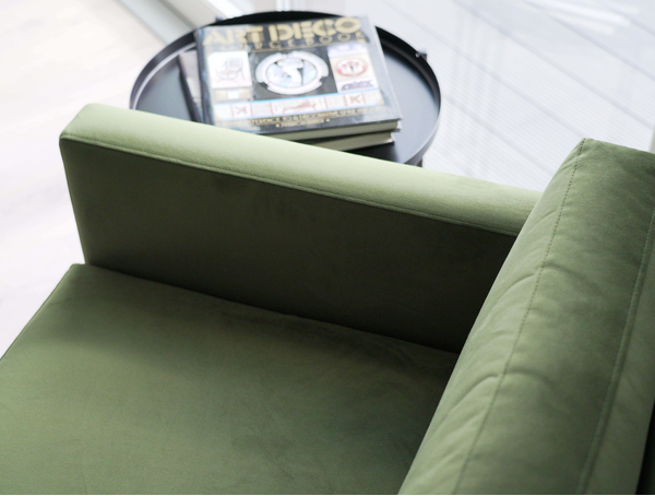 5 green sofa ideas: How to decorate your living room