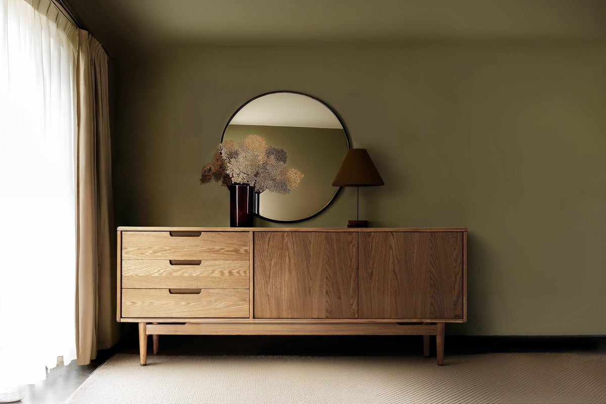 Sideboard 01