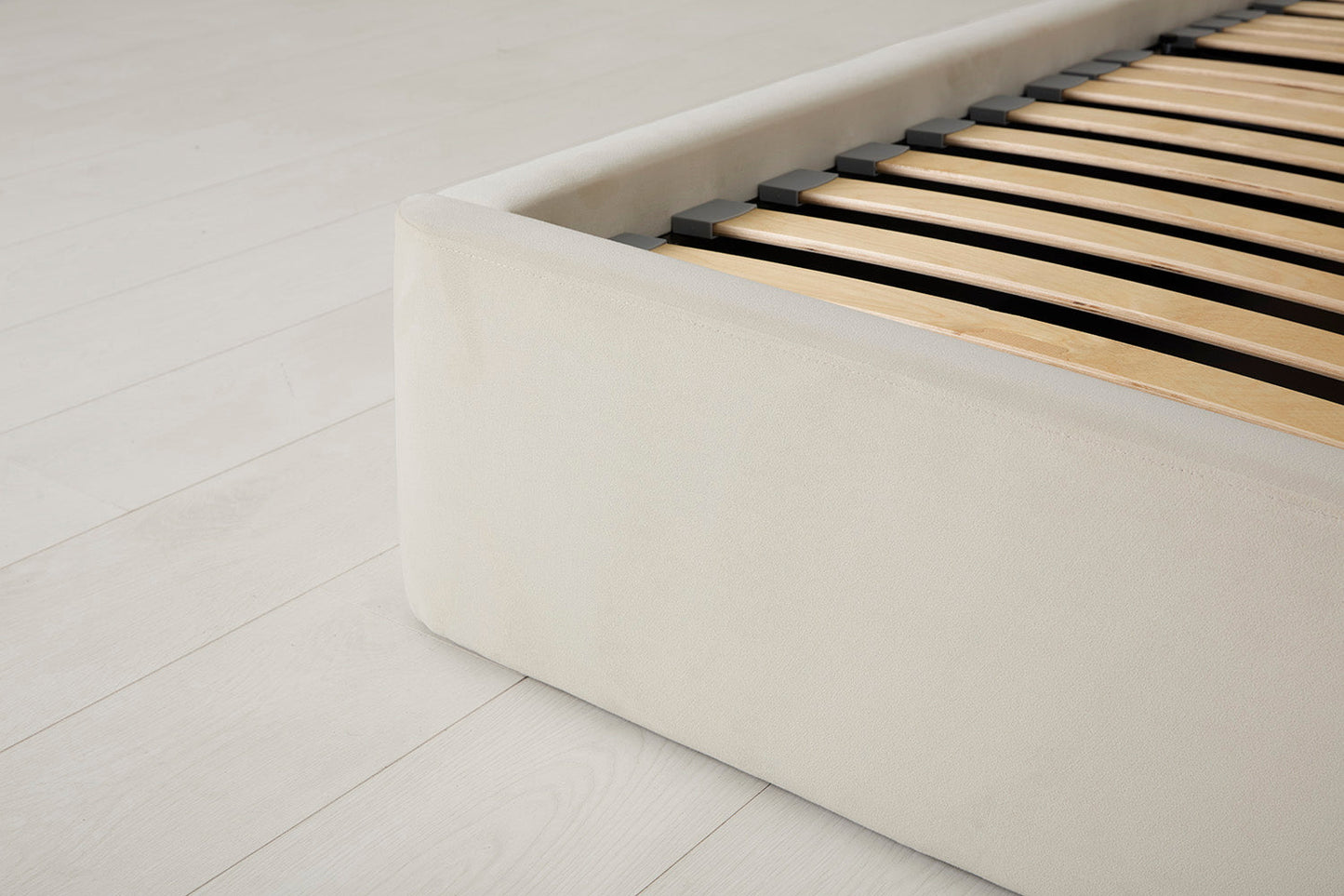 Bed 03 EU Double Bed