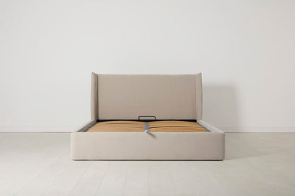 Bett 03