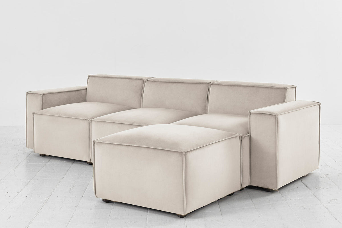 Dreisitzer-Sofa Model 03 mit Chaiselongue rechts