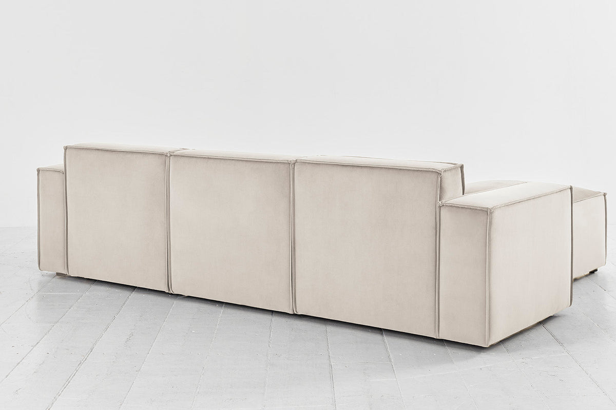 Dreisitzer-Sofa Model 03 mit Chaiselongue rechts