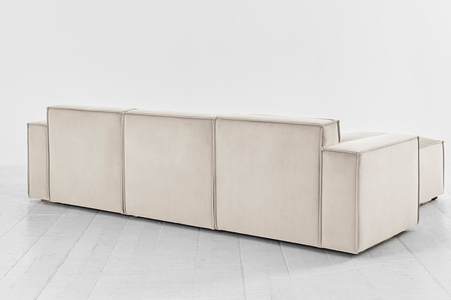 Dreisitzer-Sofa Model 03 mit Chaiselongue rechts