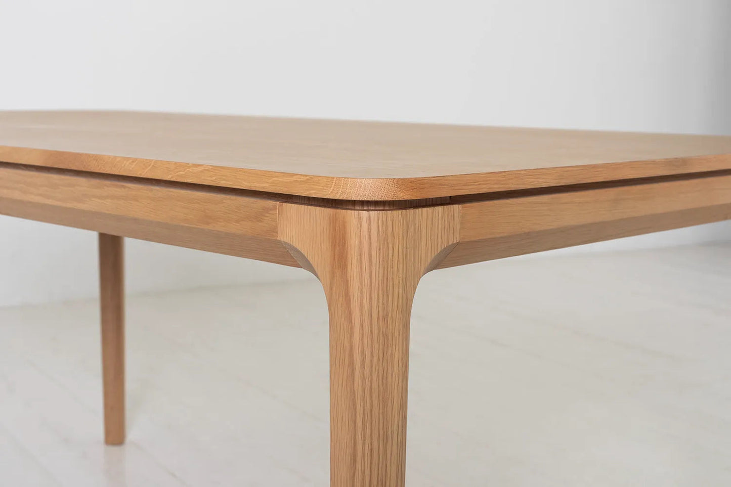 Dining Table 01 Extending Dining Table