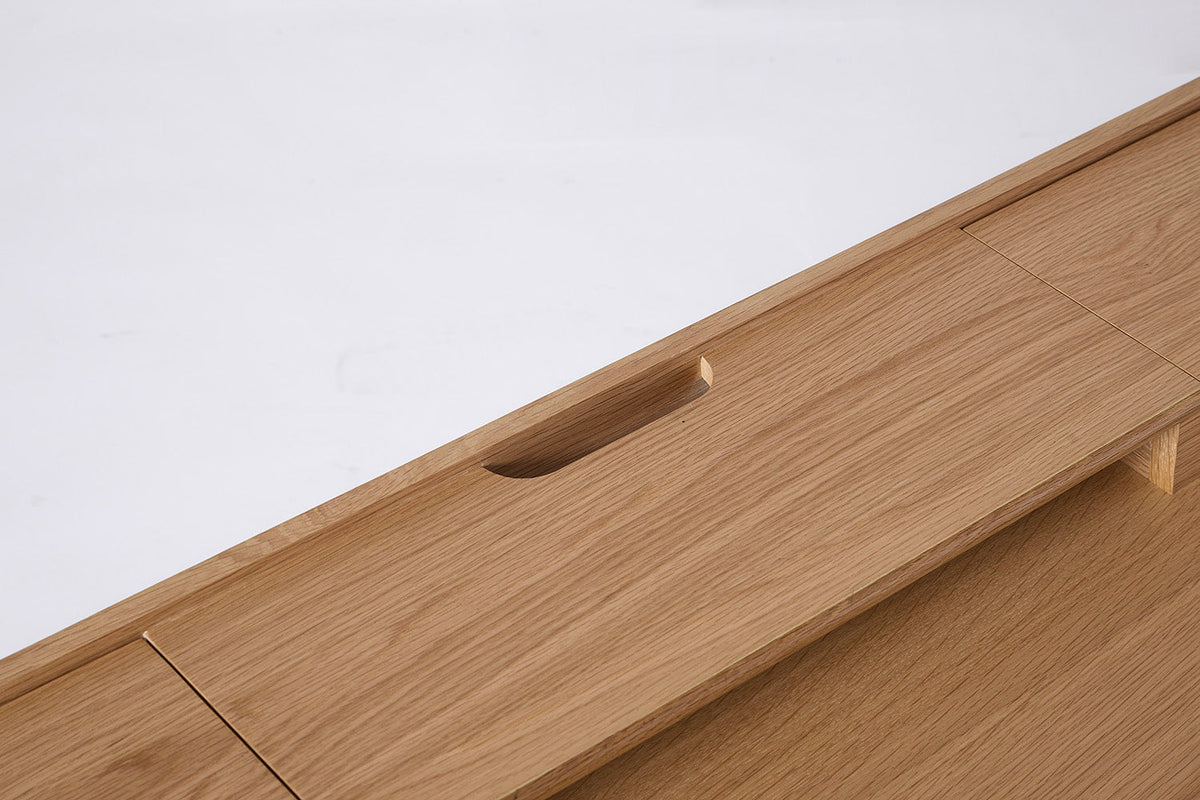 Desk 01