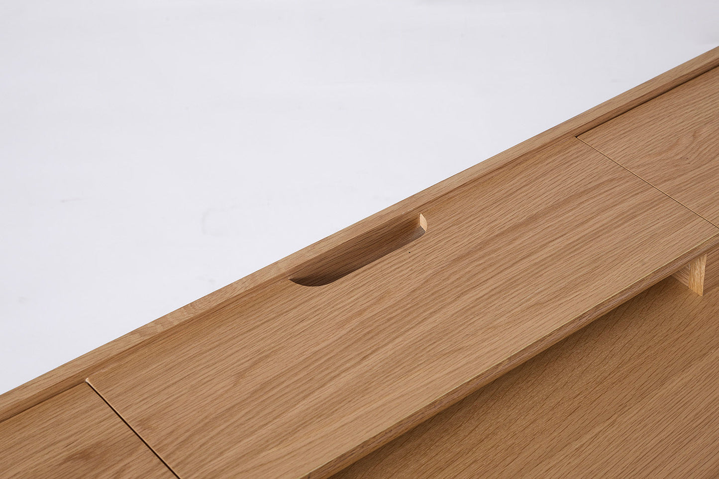Desk 01