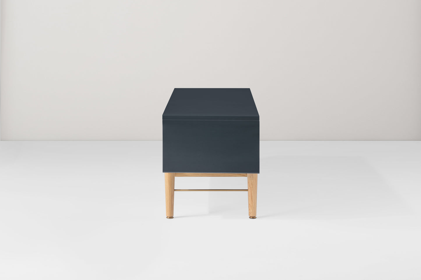 TV Unit 01