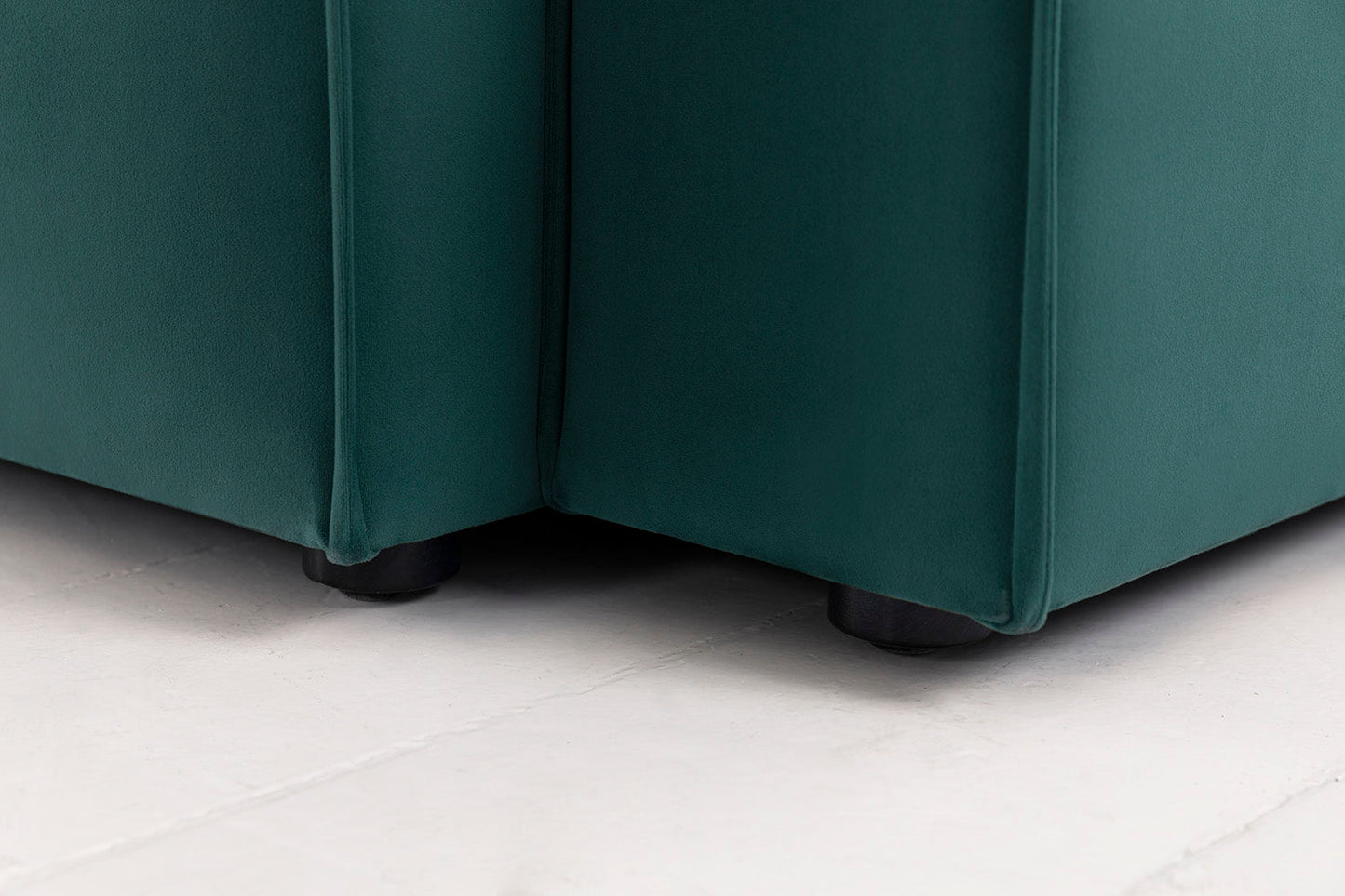 Dreisitzer-Sofa Model 03 mit Chaiselongue links