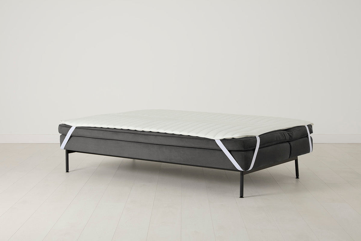 Model 11 Dreisitzer-Schlafsofa