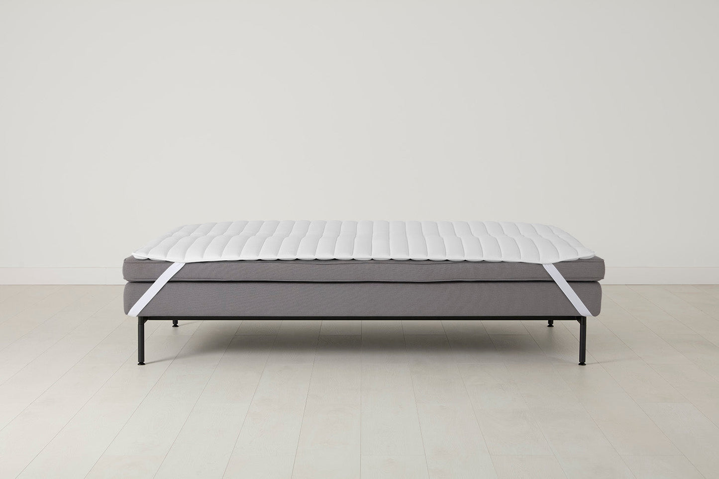 Model 11 Dreisitzer-Schlafsofa