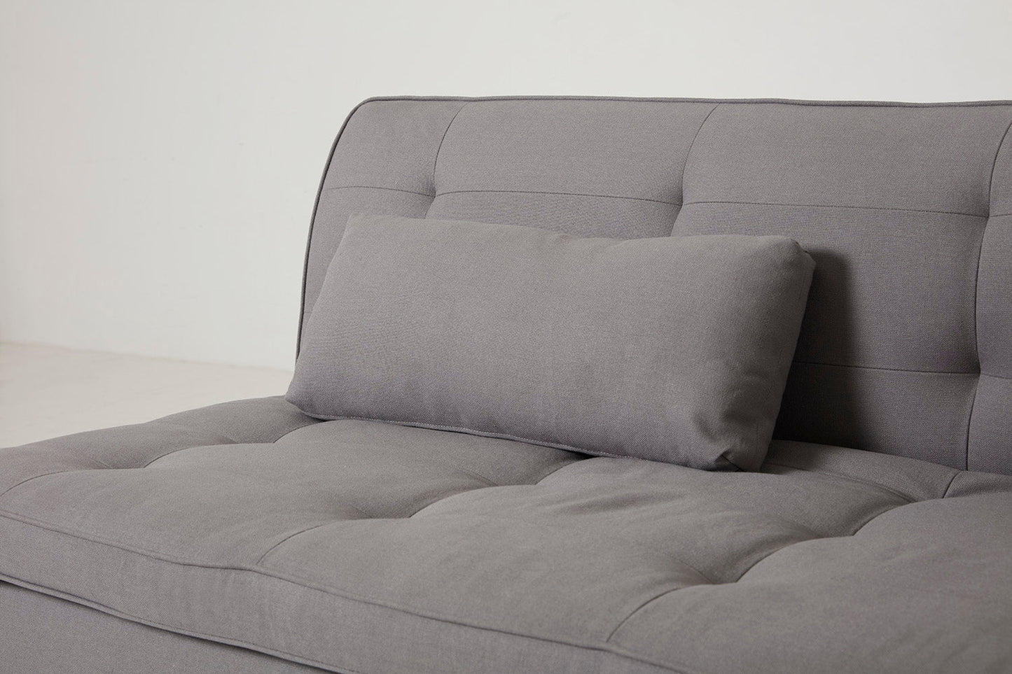 Model 11 Dreisitzer-Schlafsofa