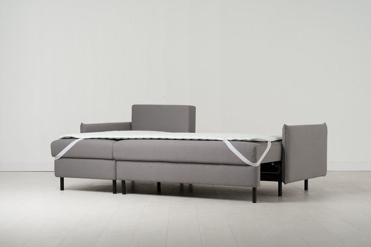 Dreisitzer-Sofa Model 12 mit Chaiselongue links