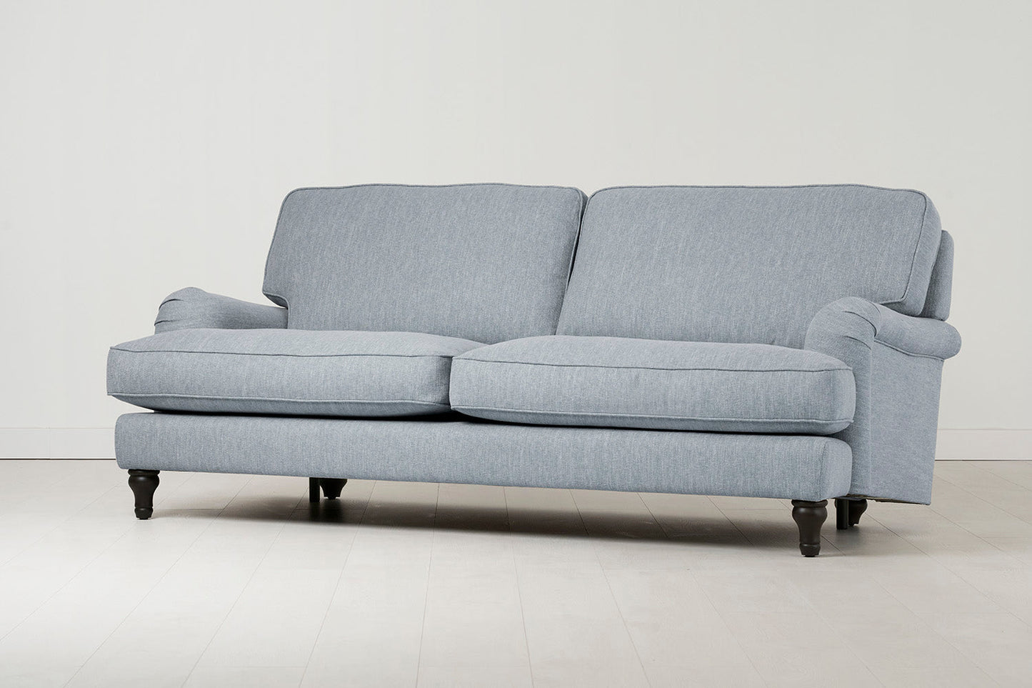 Dreisitzer-Sofa Model 15