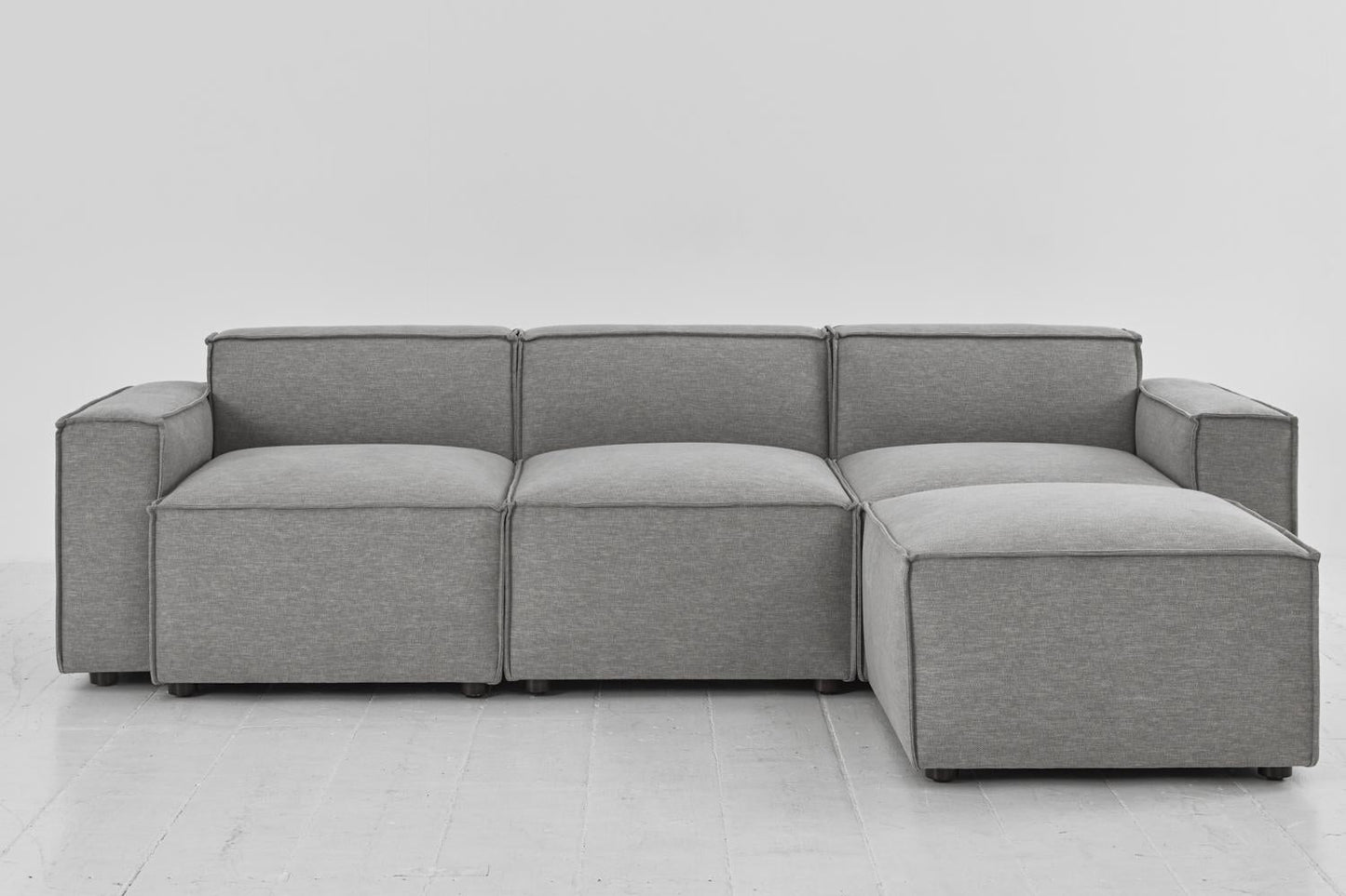 Dreisitzer-Sofa Model 03 mit Chaiselongue rechts