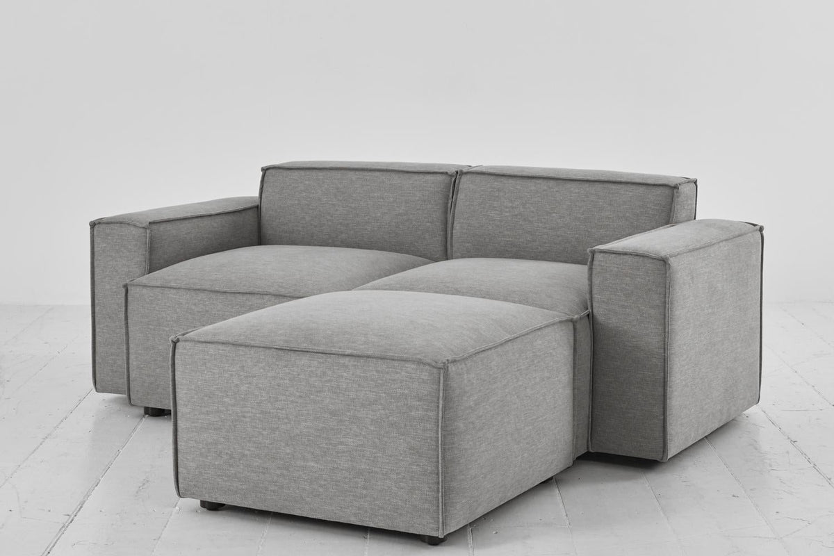 Zweisitzer-Sofa Model 03 mit Chaiselongue rechts
