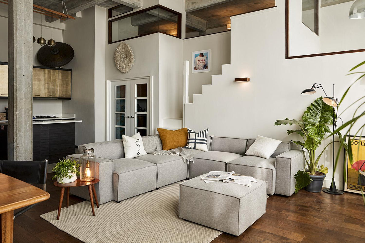 Ecksofa Model 03 mit Polsterhocker