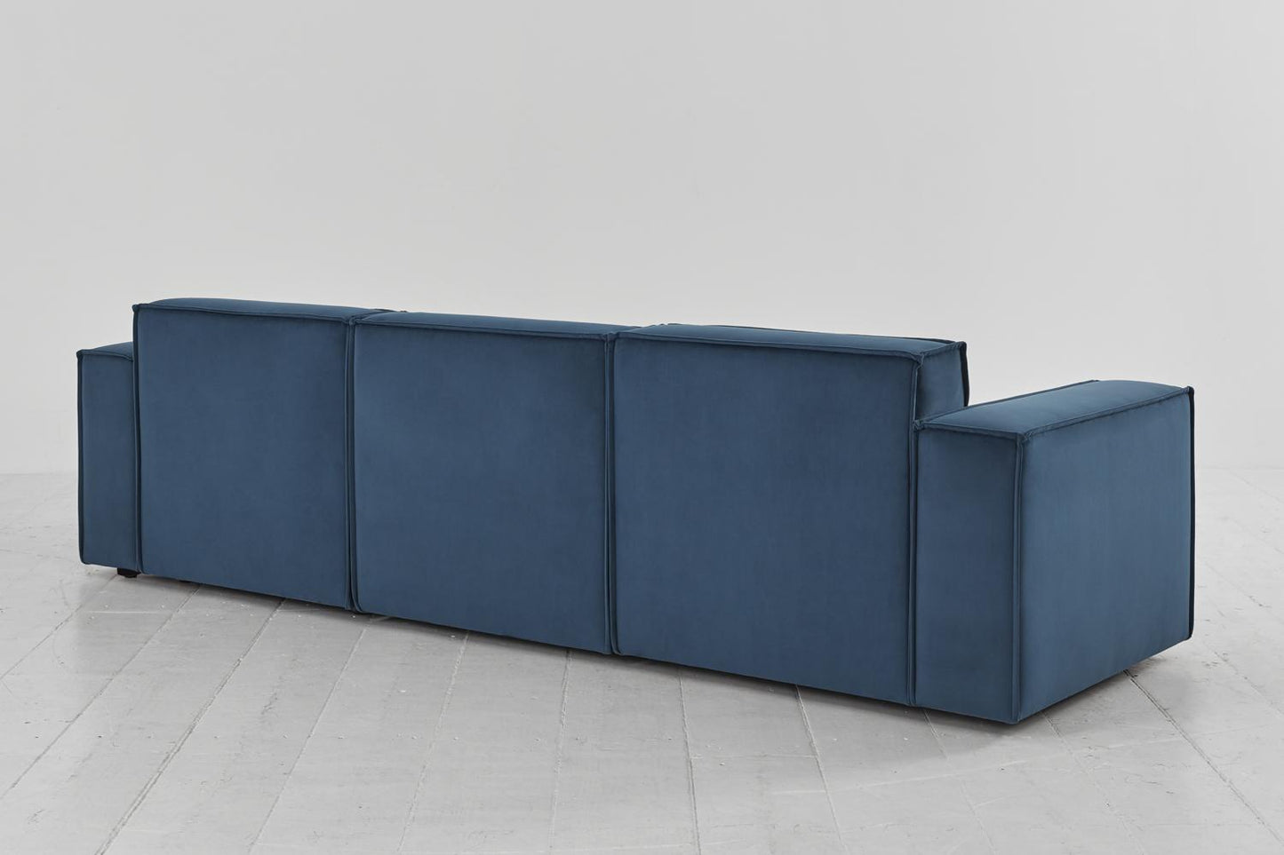 Dreisitzer-Sofa Model 03 mit Chaiselongue rechts