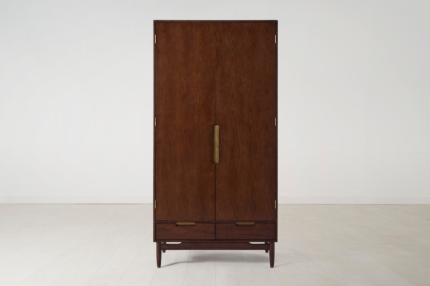 Kleiderschrank 01