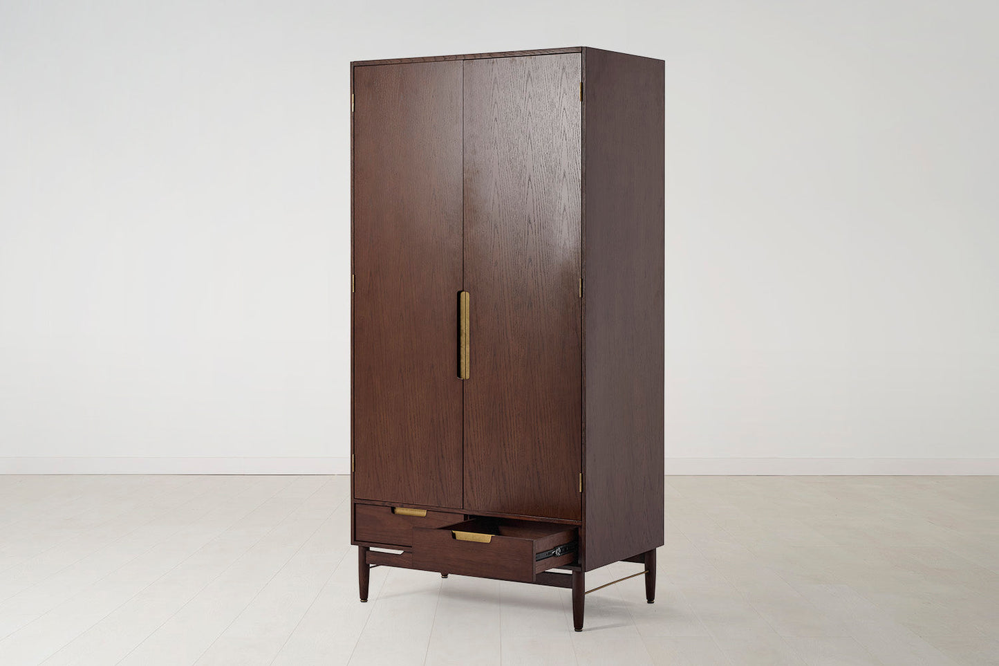 Kleiderschrank 01